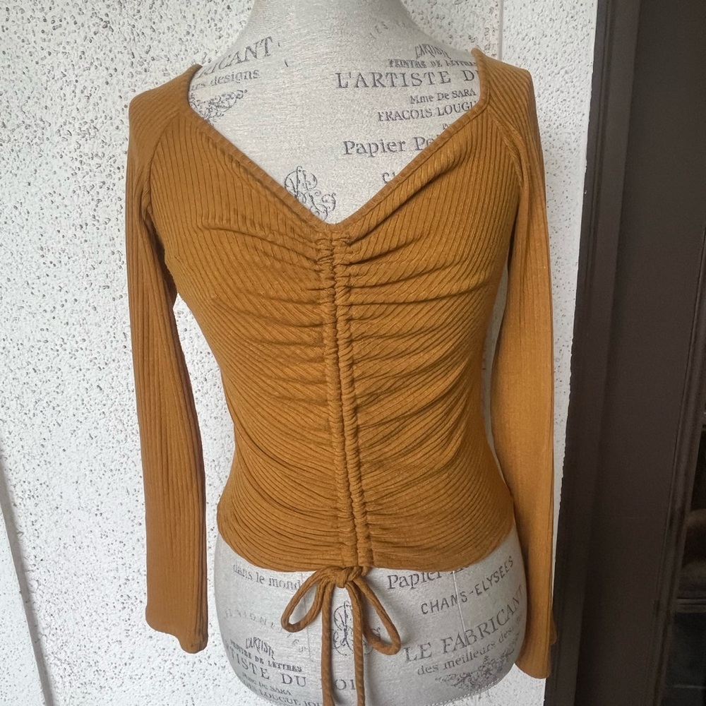 Active USA long sleeves sweater